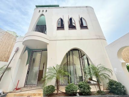 Bán biệt thự Trường Thọ, Đặng Văn Bi, DT 478m2 ngang 7.77m, 3 tầng, tiện ích đầy đủ vài bước chân